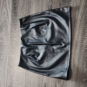 🦜 SHEIN vegan Leather mini Skirt 🦜